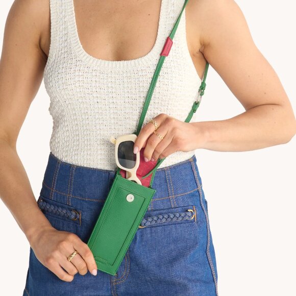 Hammitt Sunny Carrier - Picture 2 of 4